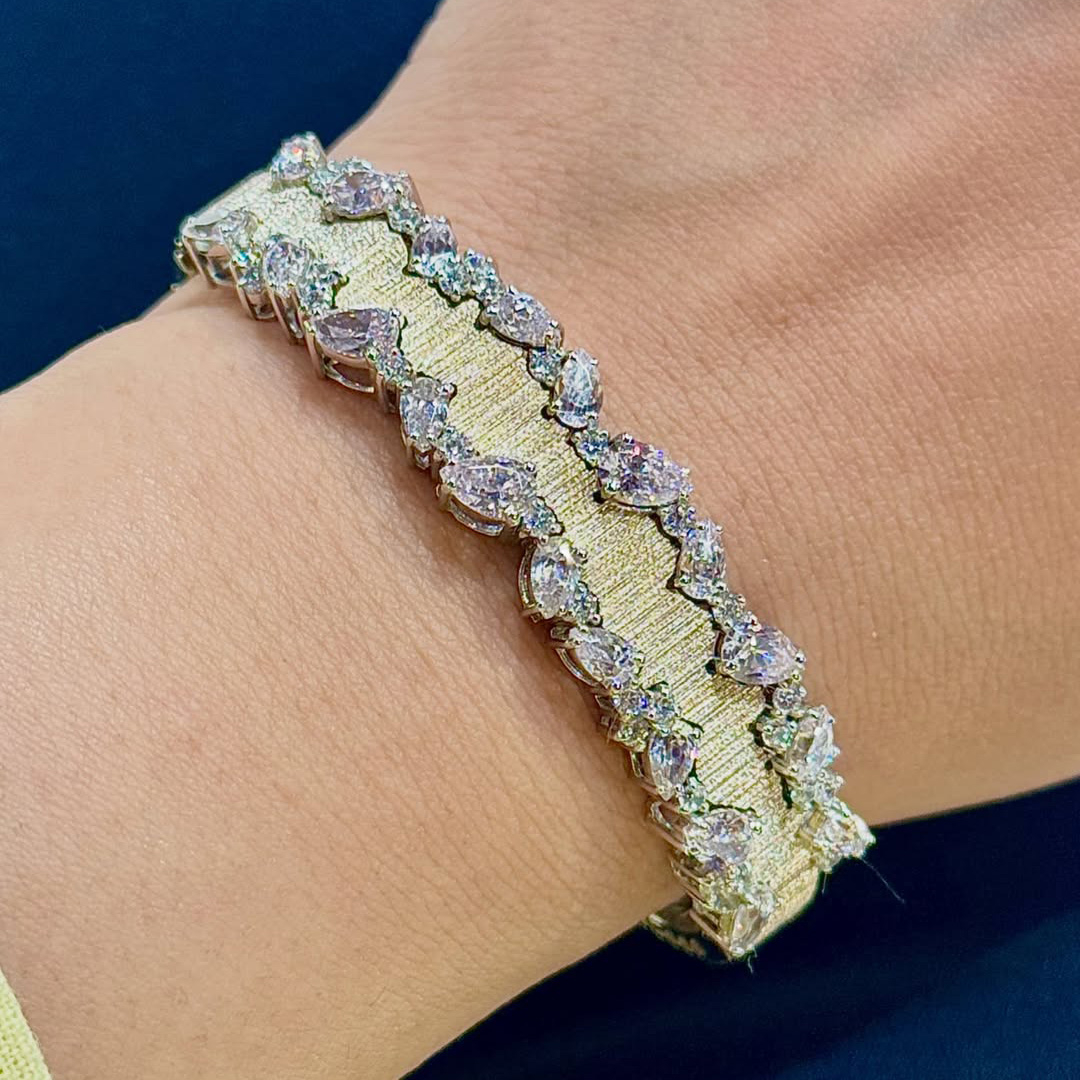 7ctw Pear and Marquise Cut Clustered Texure Bangle