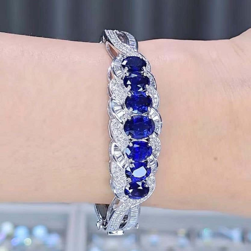 14ctw Oval Cut Blue Sapphire Infinity Bangle